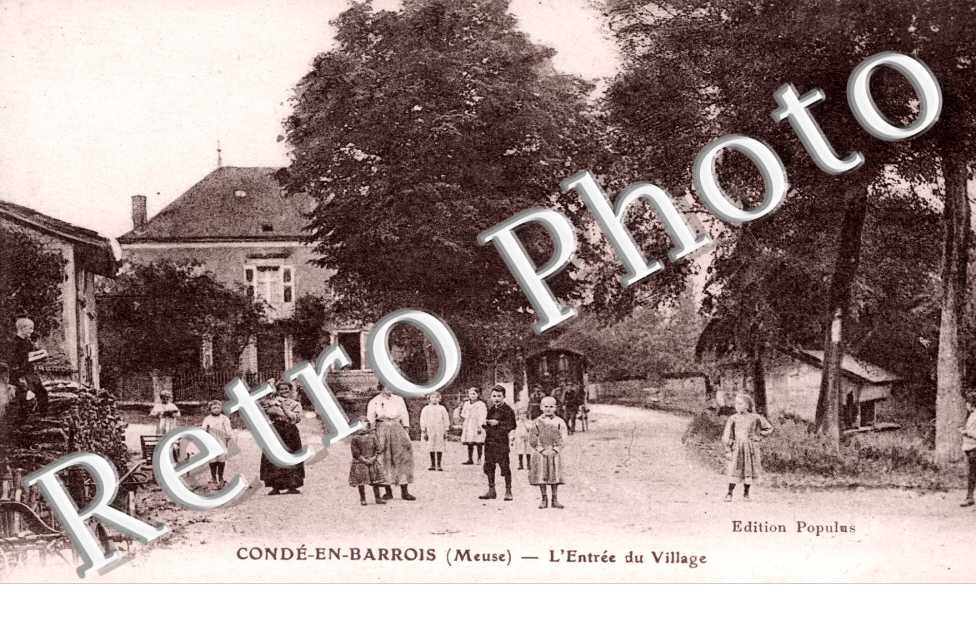 l'entree du village