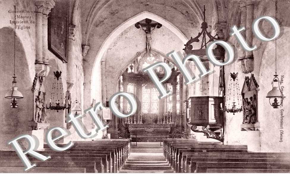 interieur de l'eglise