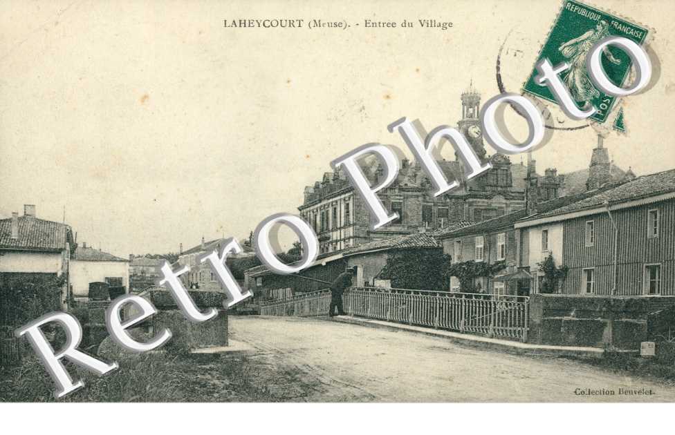 Entree du Village