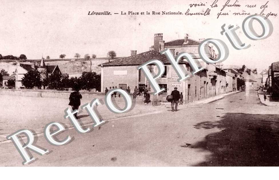 la Place et la Rue Nationale