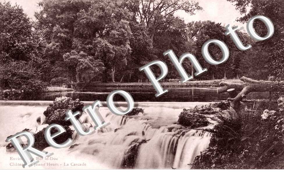Chateau de jeand'heurs - cascade