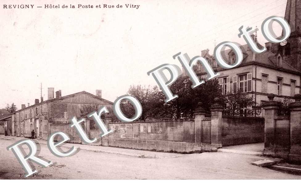 Hotel de la Poste et Rue de Vitry