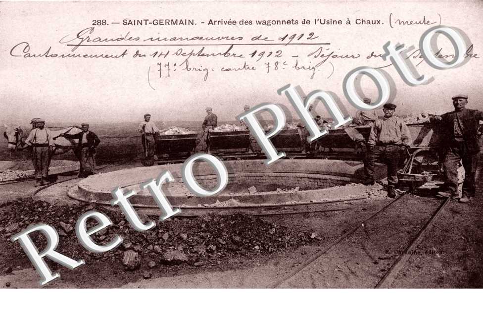 Arrivee des Wagonnets de l'Usine a Chaux