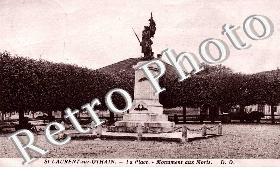 La Place Monument aux Morts