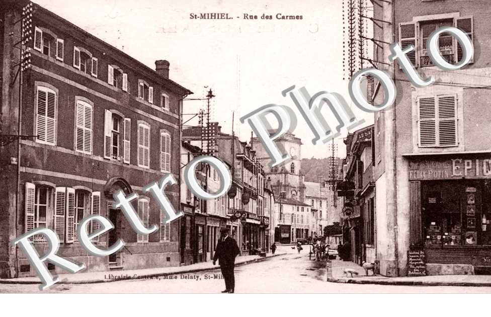 Rue des Carmes