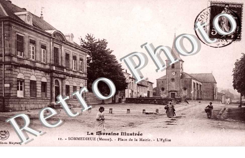 Eglise - Place de la mairie