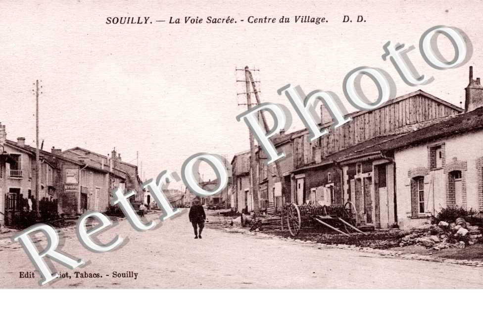 la voie sacree - centre du village