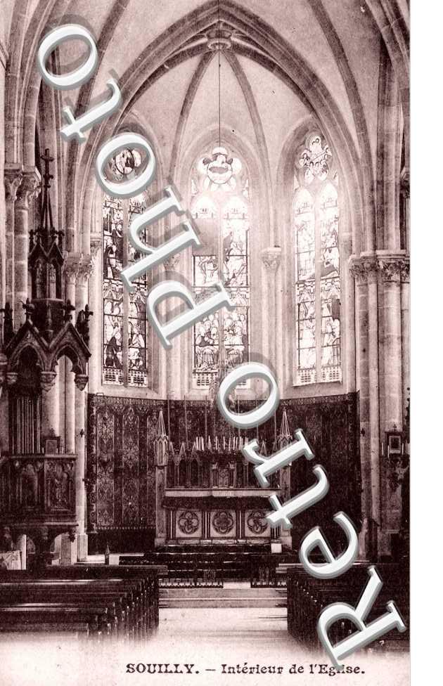 Interieur de l'Eglise