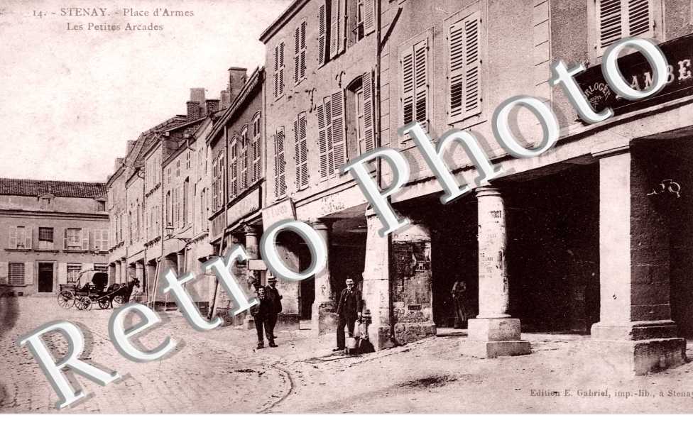 Place d'Armes les Petites Arcades