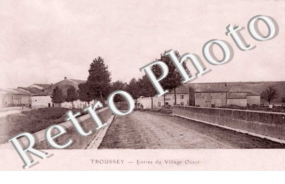 Entree du Village Ouest