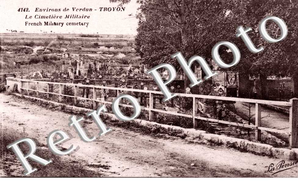 Le Cimetiere Militaire