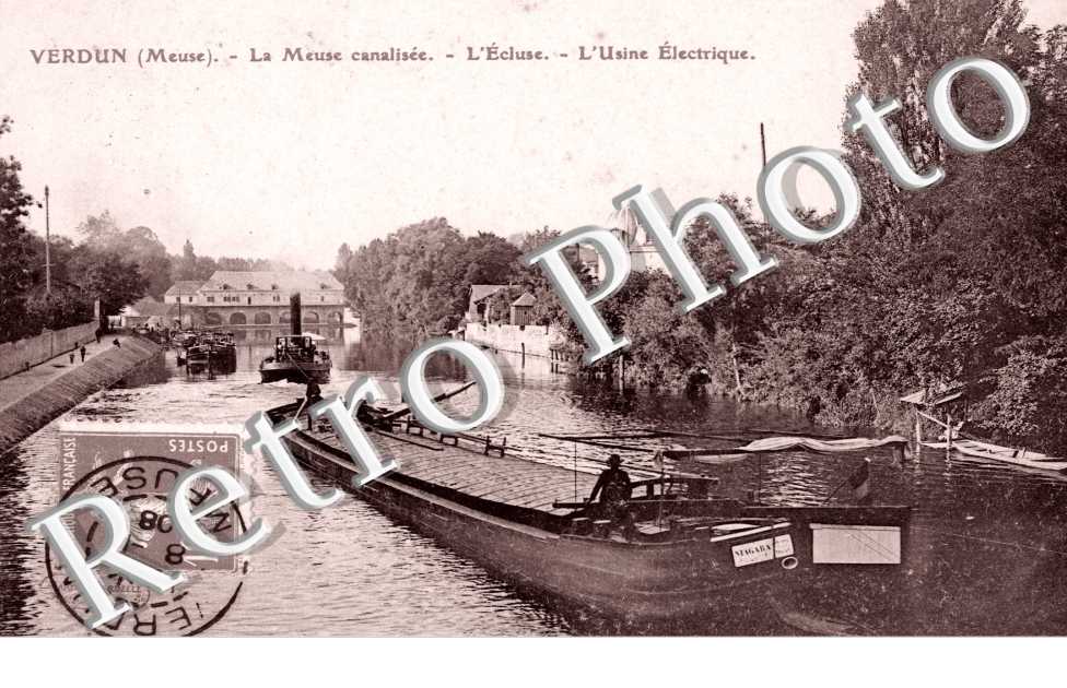 La Meuse canalisee l'Ecluse l'Usine Electrique