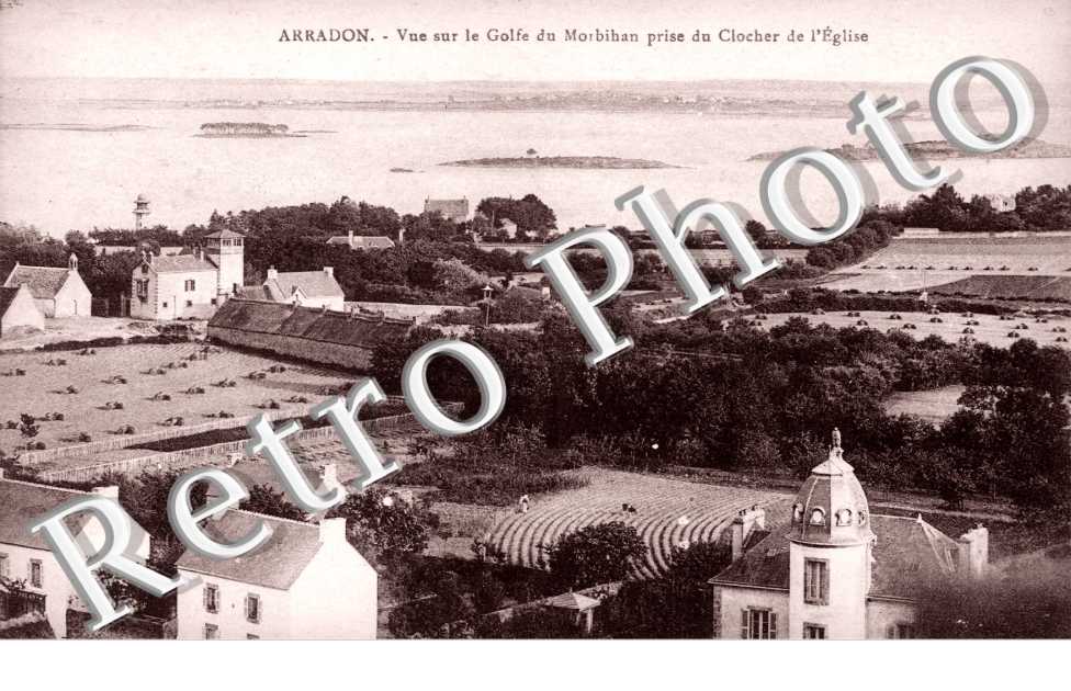 Vue prise du Clocher sur le Golfe du Morbihan