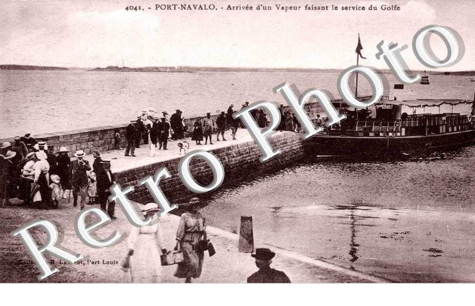 PORT NAVALO - Arrivee d'un vapeur faisant le service du Golfe