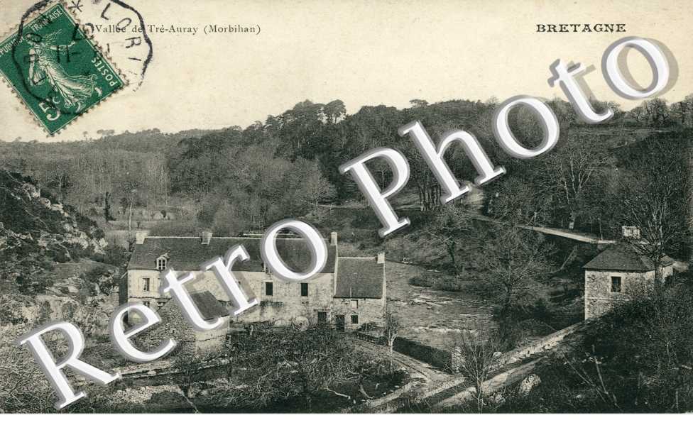 Vue de la Vallee de Tre-Auray