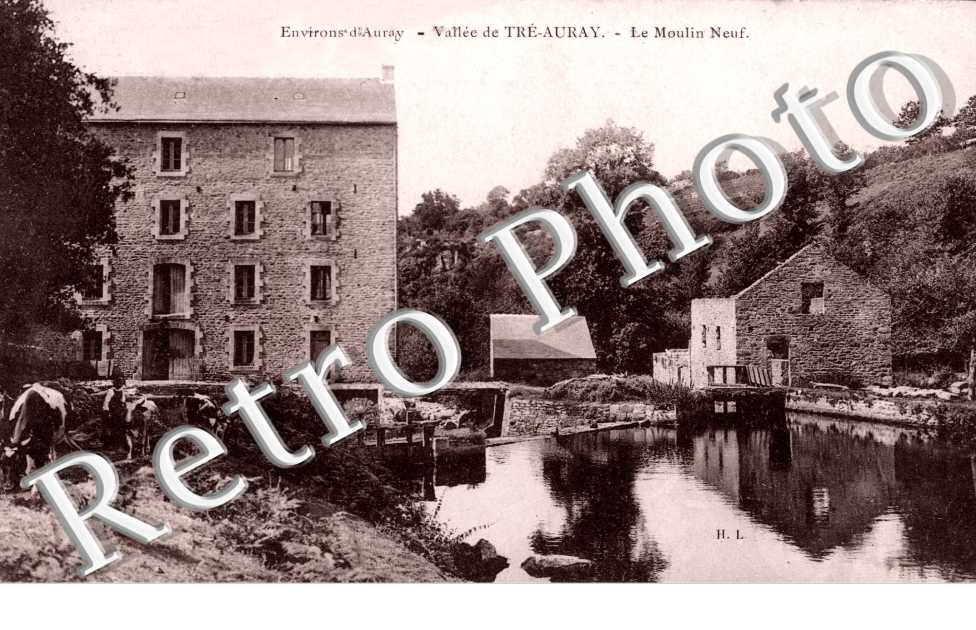 Vue de la Vallee de Tre-Auray, le Moulin Neuf