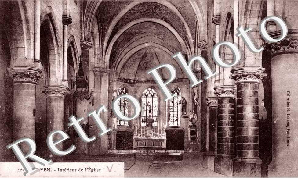 Interieur de l'eglise