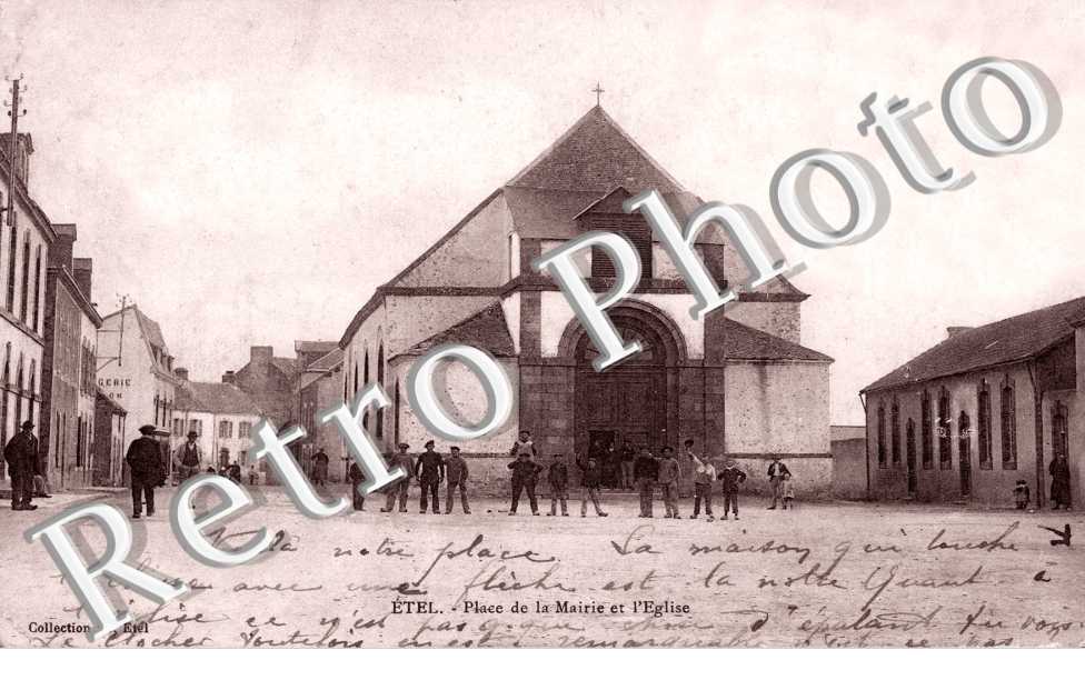 Place de la Mairie et Eglise
