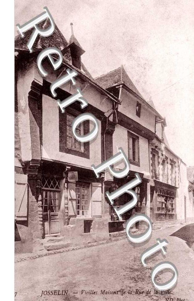 Vieilles Maisons de la Rue de la Ville