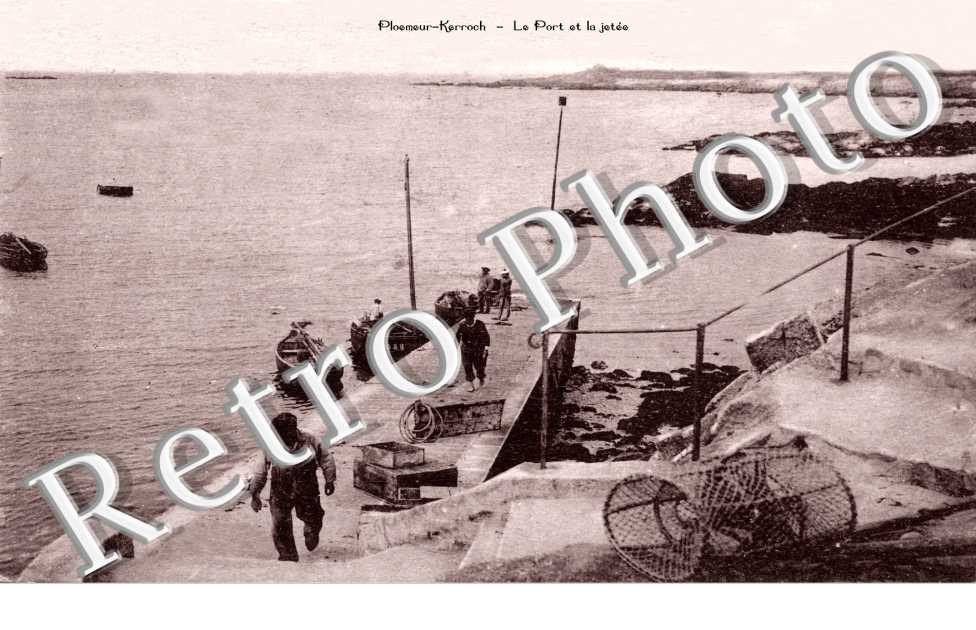 Ploemeur-Kerroch  Le port et la jetee