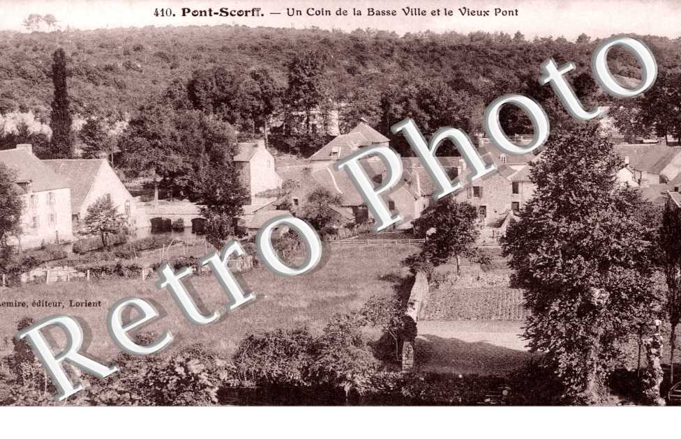Un Coin de la Basse Ville et le Vieux Pont