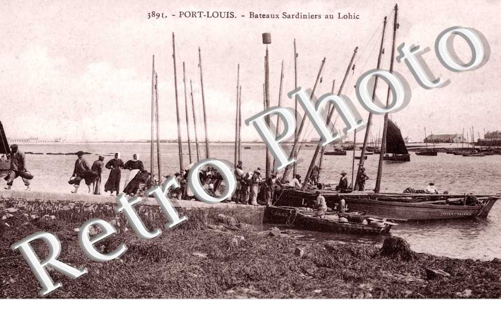 Bateaux Sardiniers au Lohic
