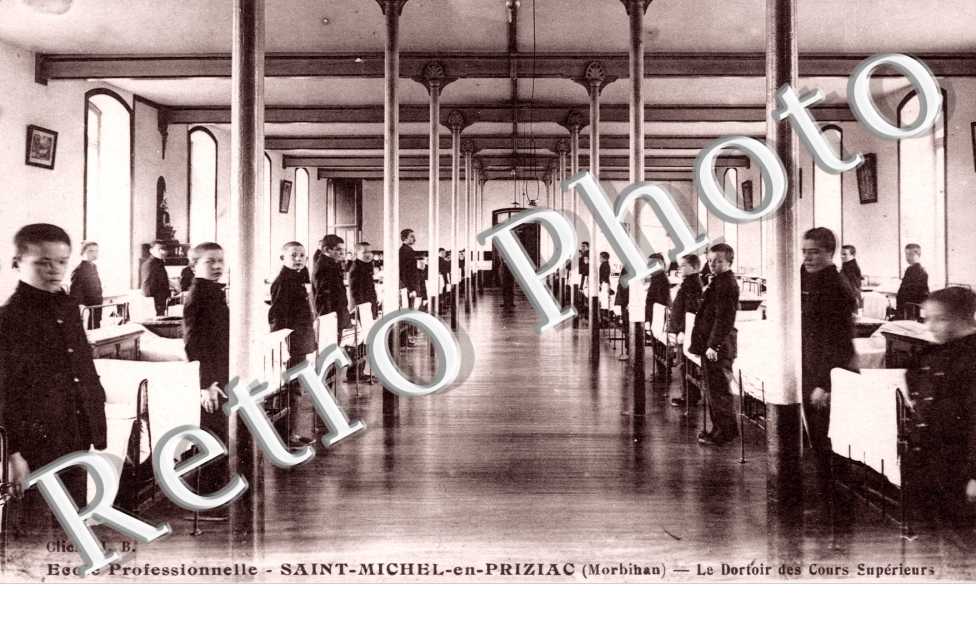 Saint-Michel-en-Priziac, le Dortoir des Cours Superieurs