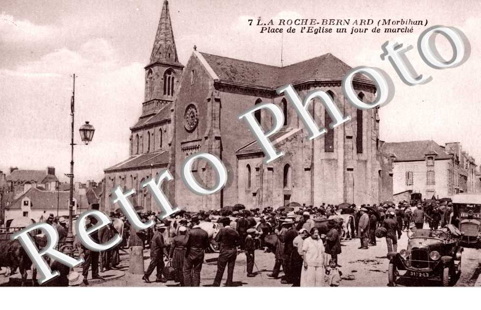 Place de l'Eglise un jour de Marche