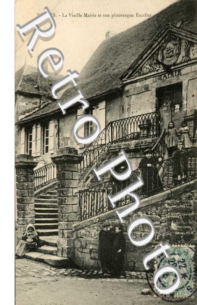 La vieille mairie et son escalier