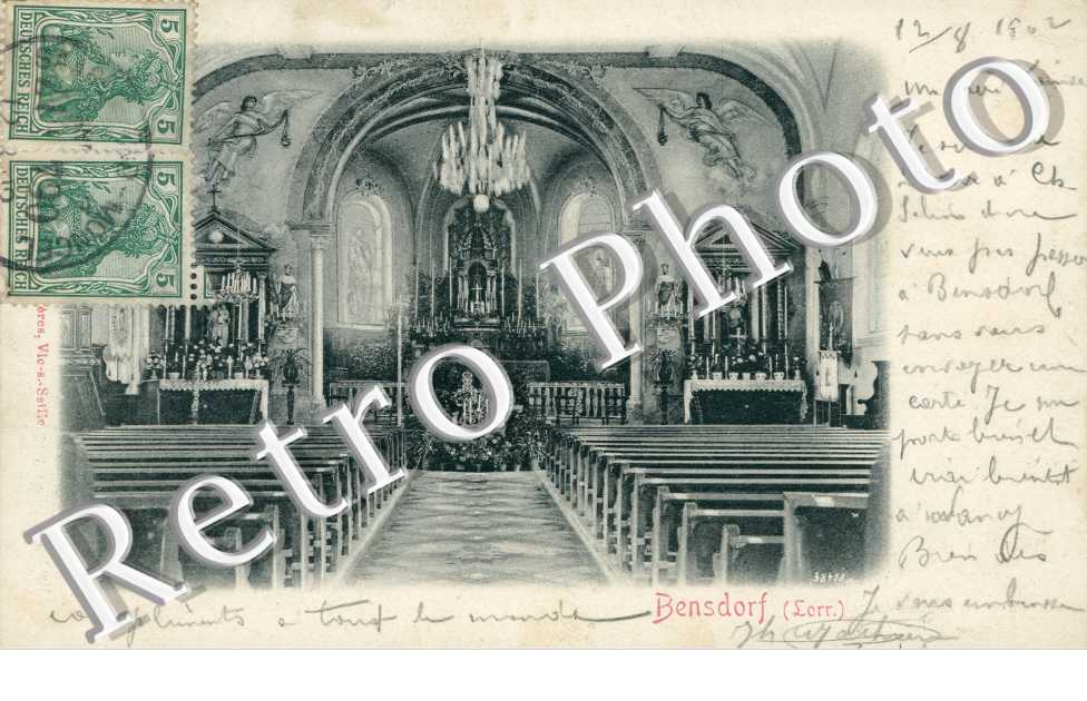 Interieur de l'Eglise