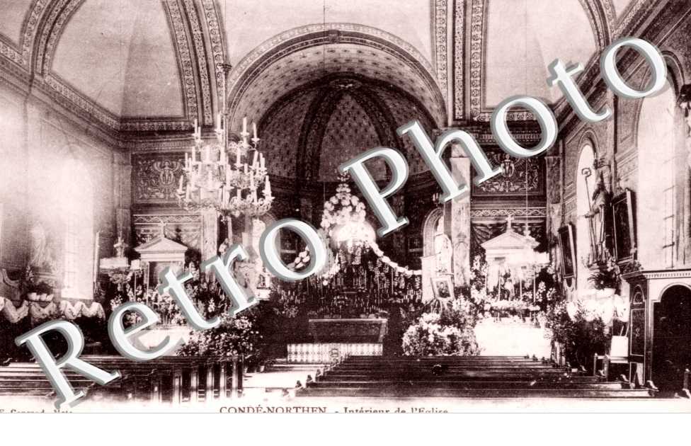 Interieur de l'eglise