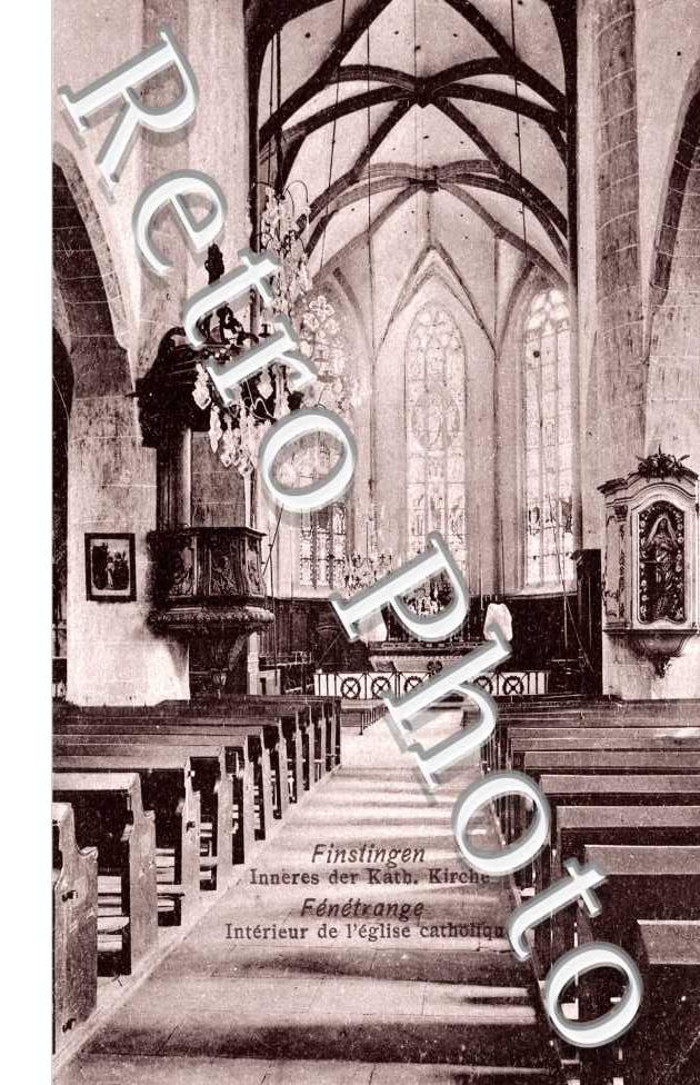 Interieur de l'Eglise catholique