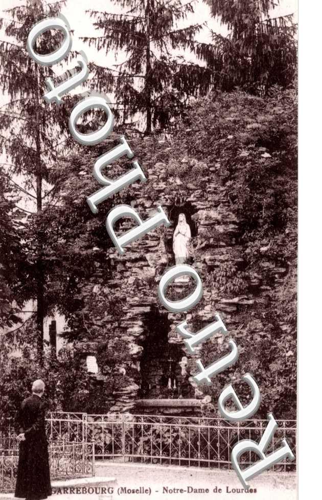 Notre Dame de Lourdes
