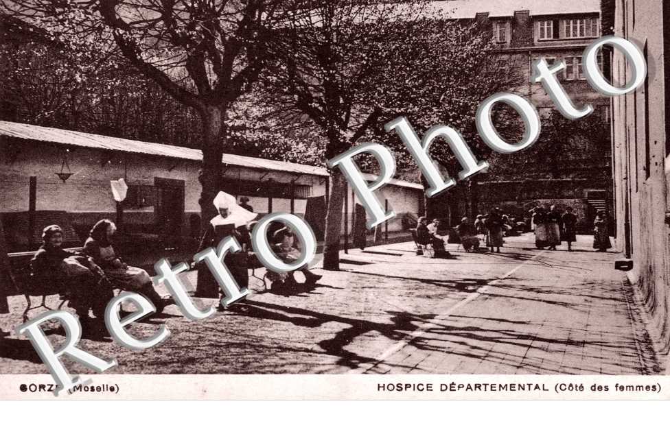 Hospice Departemental (cote des femmes)