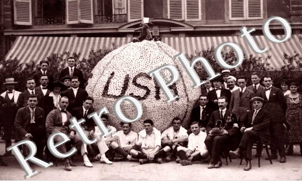 Une Photo de groupe et "USH"  Union Sportive Hayangeoise