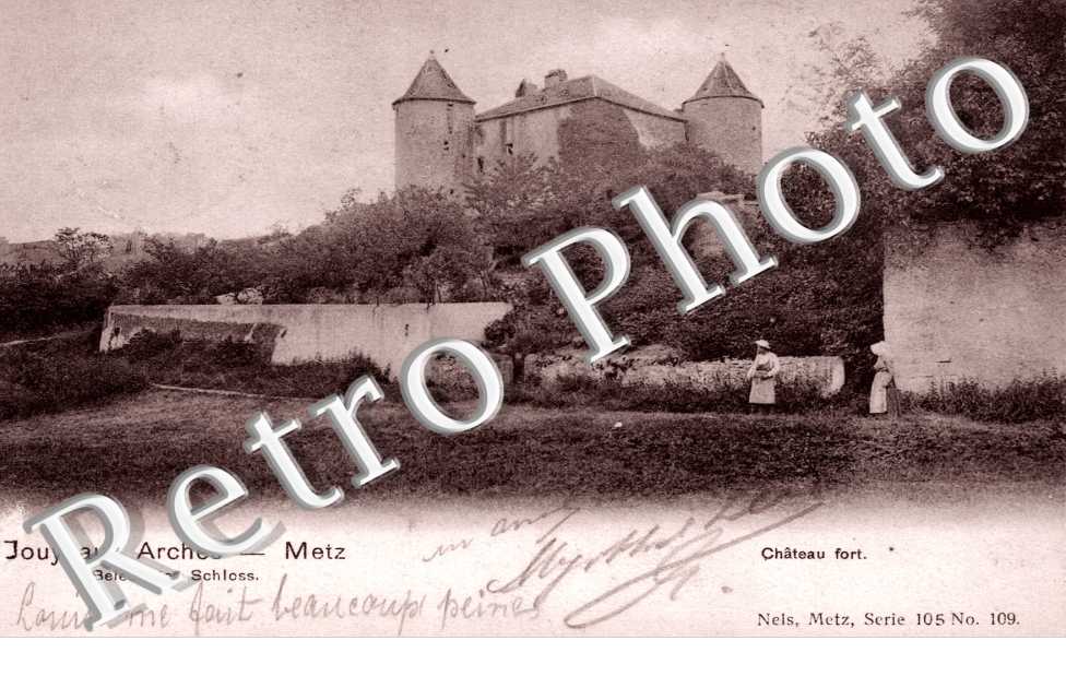 chateau fort