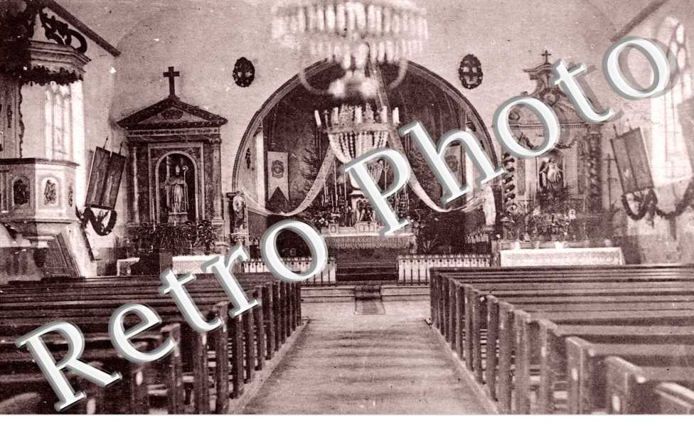 Interieur de l'Eglise