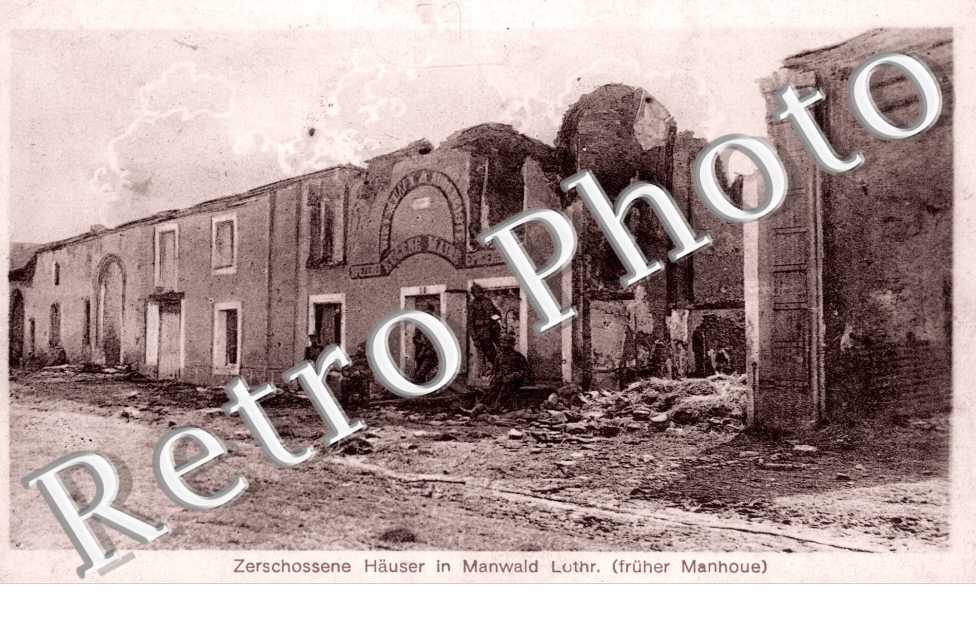 Zerschossene Hauser in Manwald