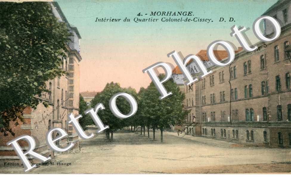 Interieur du Quartier Colonel-de-Cissey