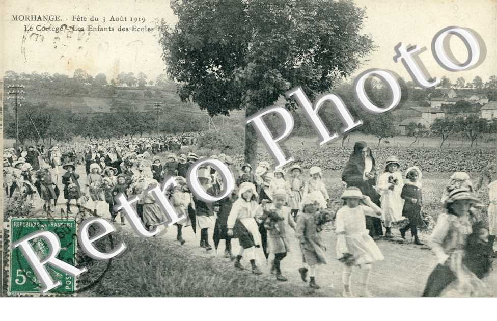 Fete du 3 aout 1919, le Cortege, les enfants des Ecoles