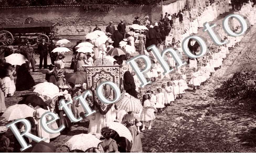 Une Procession Religieuse
