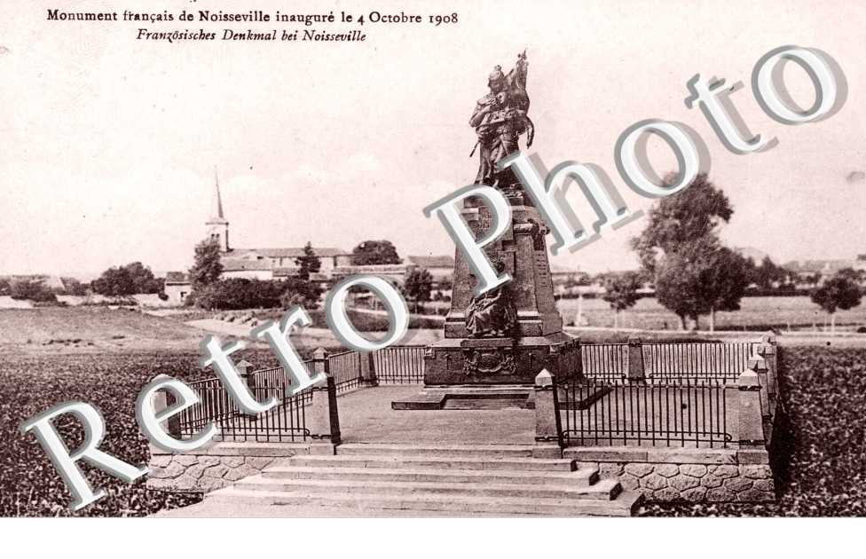 Monument francais inaugure le 4 octobre 1908