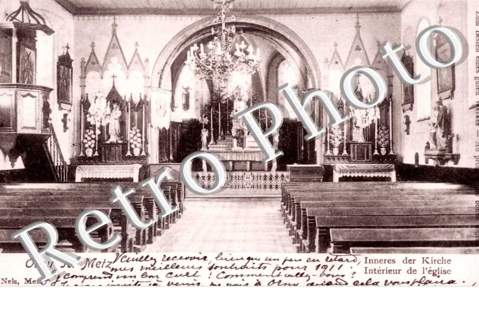 Interieur de l'eglise