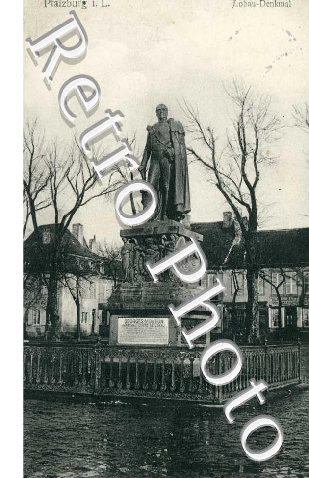 Lobau-Denkmal