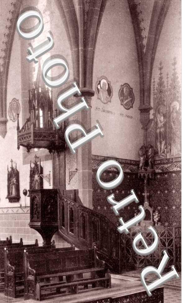 Interieur de l'eglise