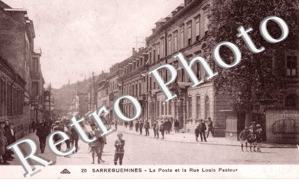 Poste et la Rue Louis Pasteur