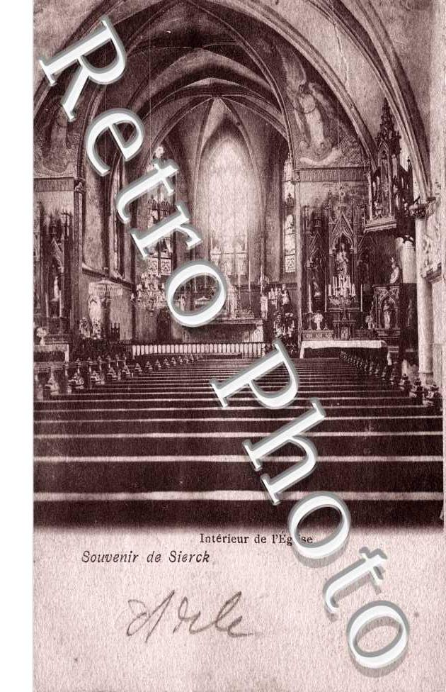 interieur de l'eglise 1904