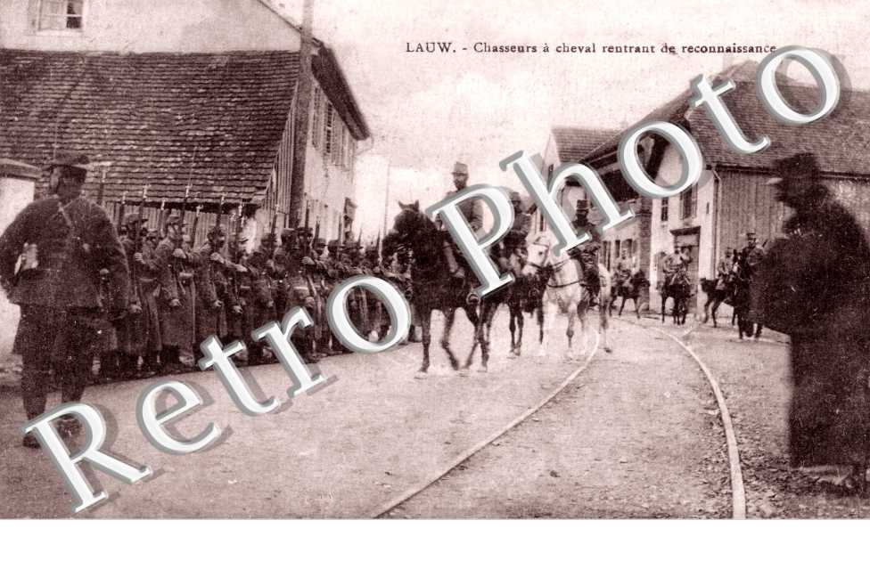 Chasseurs a cheval rentrant de reconnaissance