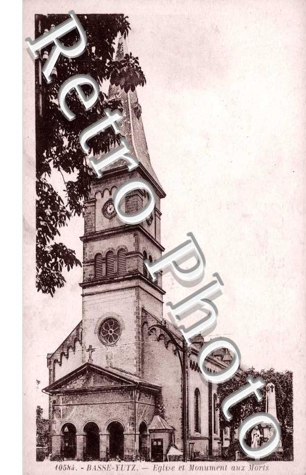 Eglise et Monument aux Morts