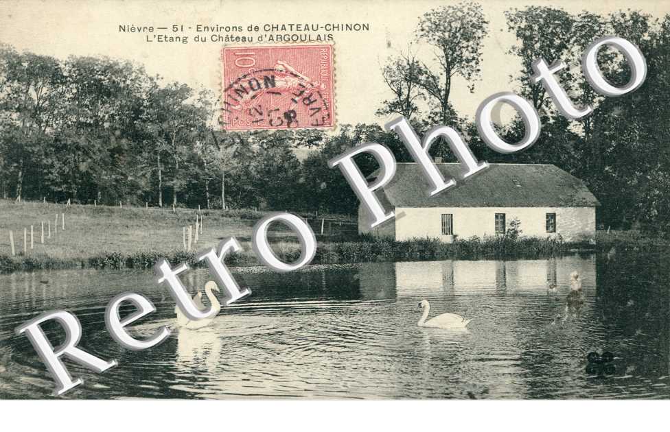 l'etang du chateau d'Argoulais
